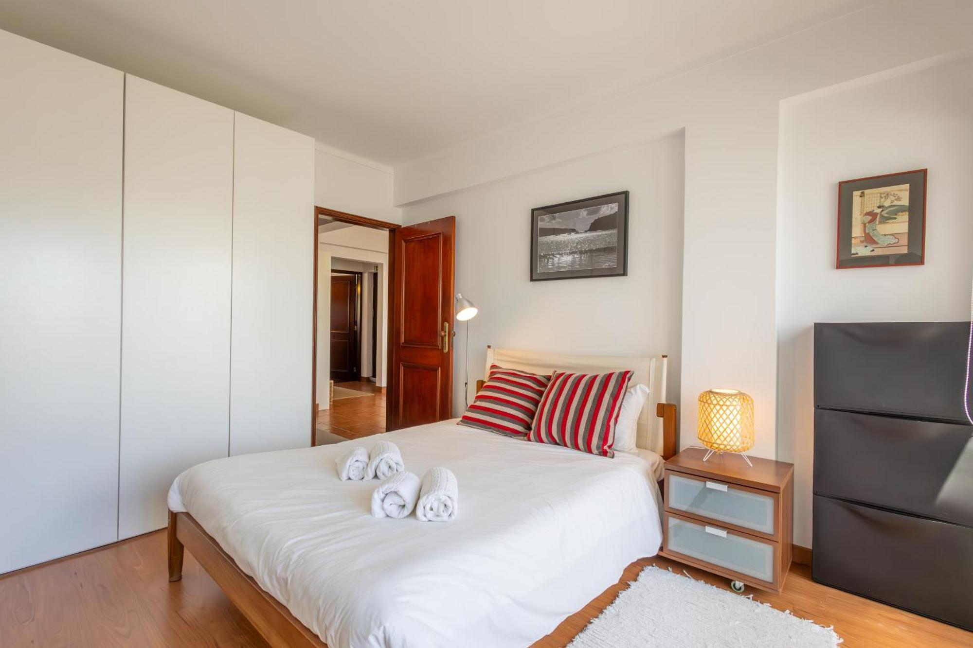 Ferienwohnung Concha Mar Com Vista Sobre A Baia São Martinho do Porto Exterior foto